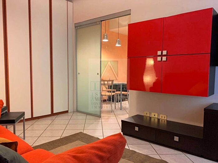 Appartamento monolocale in affitto in Corso Lodi, Lodi Brenta, Milano