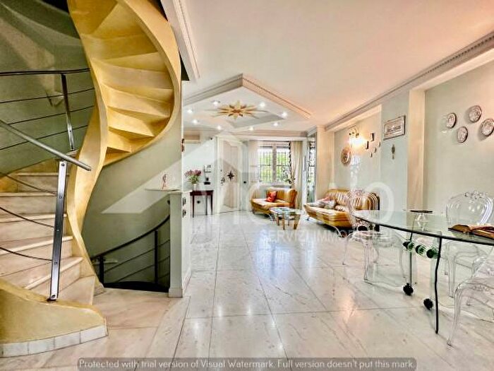 Casa con 5 locali in vendita in Via Federico Spera, Foggia