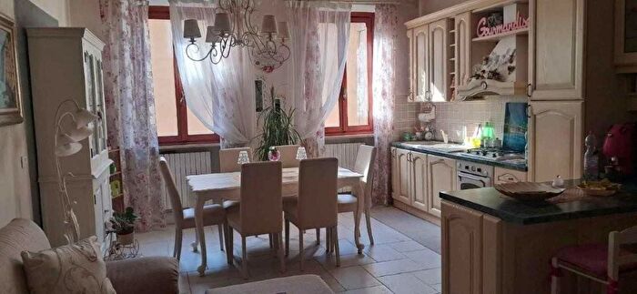 Appartamento con 5 locali in vendita in Montopoli In Val DArno