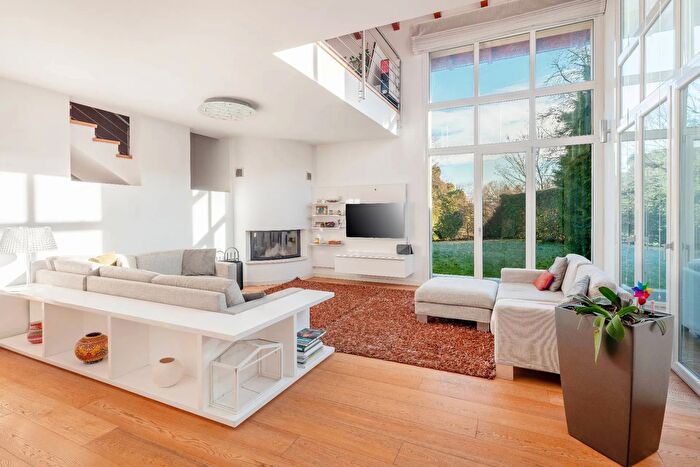 Casa con 7 locali in vendita in Via dei Ronchi, Cabiate