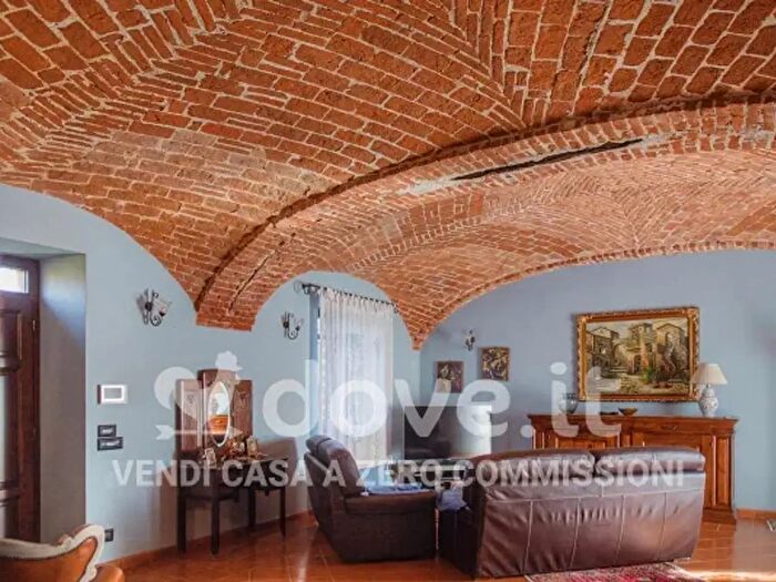 Casa con 6 locali in vendita in Valle Tanaro, Asti
