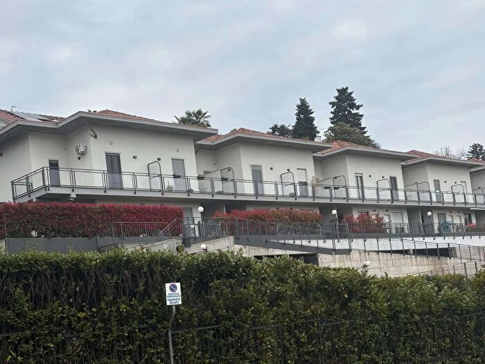 Casa con 5 locali in vendita in Rivoli