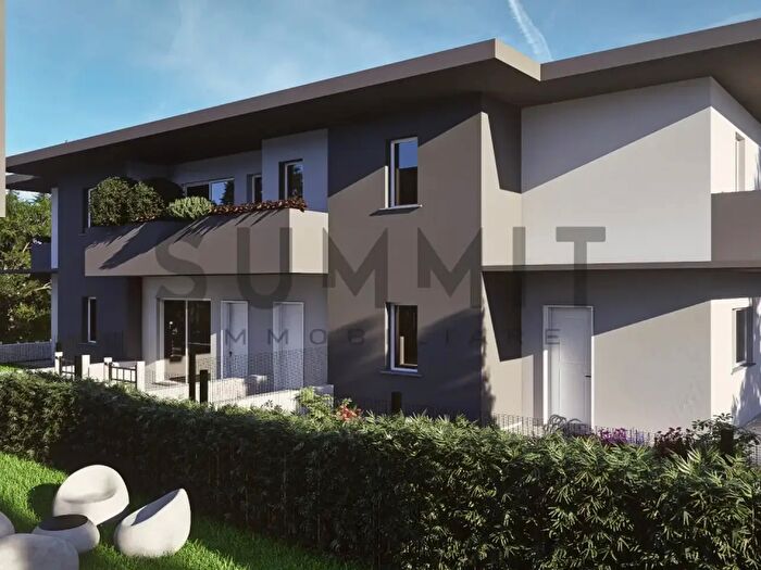 Casa quadrilocale in vendita in Via Cappuccini, Schio