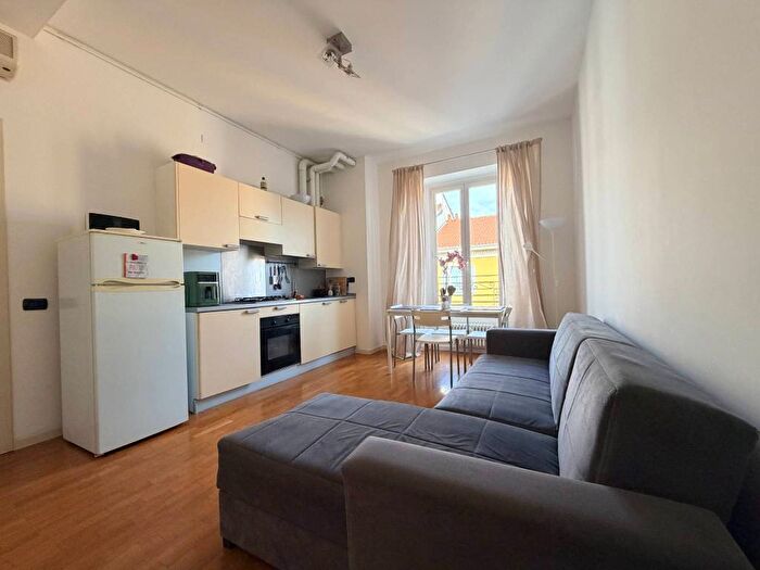 Appartamento bilocale in affitto in Via Bergamo, Montenero, Milano