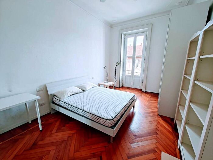 Appartamento trilocale in affitto in Via Spartaco, Cadore, Milano