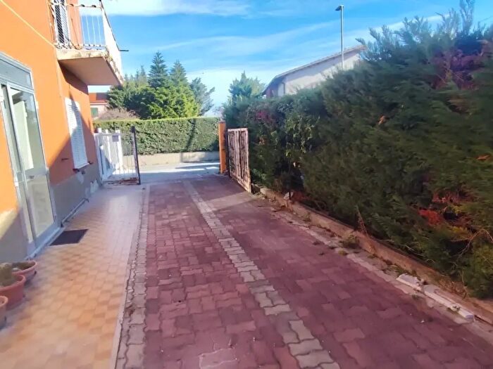 Appartamento quadrilocale in vendita in Regione Poggi di Leca, Albenga