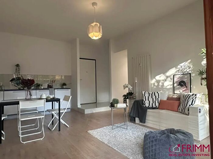 Appartamento trilocale in vendita in Via Tolmino, Roma