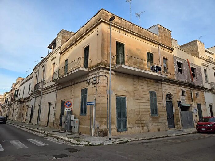 Appartamento trilocale in vendita in Via di Vaste, Lecce