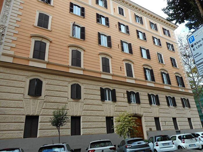 Appartamento monolocale in affitto in Via Paolo Emilio, Prati, Roma