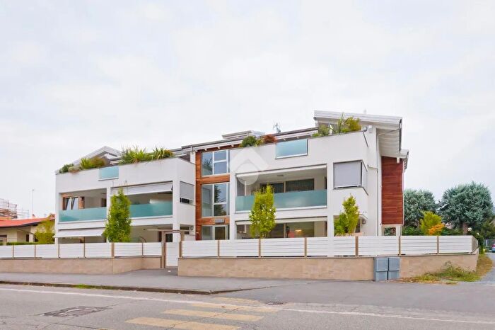 Appartamento quadrilocale in vendita in Via Rosselli, Orbassano