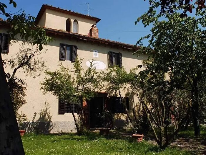 Casa con 20 locali in vendita in Via Poppiano, Montespertoli