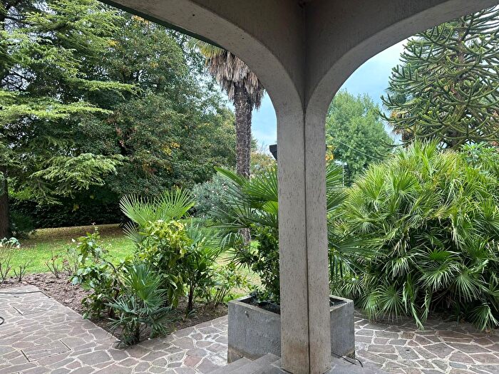 Casa con 8 locali in vendita in Noventa Padovana