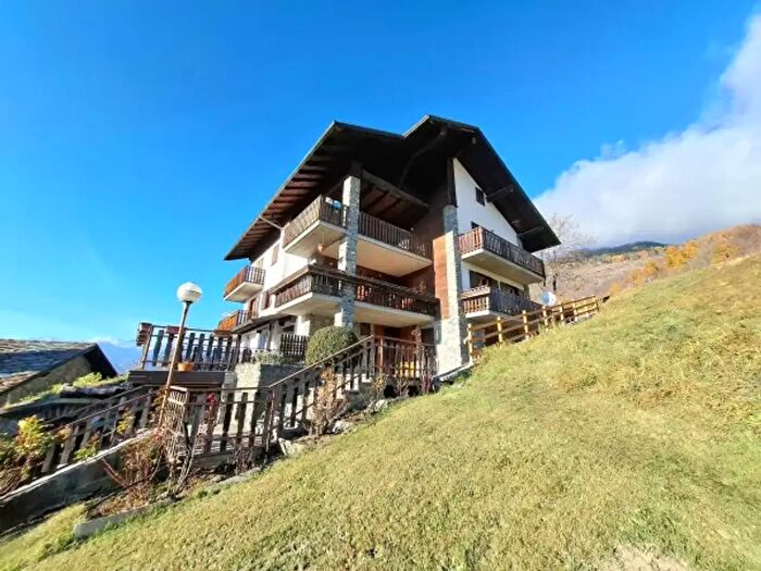 Casa trilocale in vendita in Frazione Eresaz, Emarese