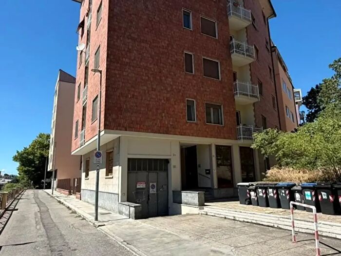 Appartamento con 5 locali in vendita in Via GMattotti E, Casale Monferrato