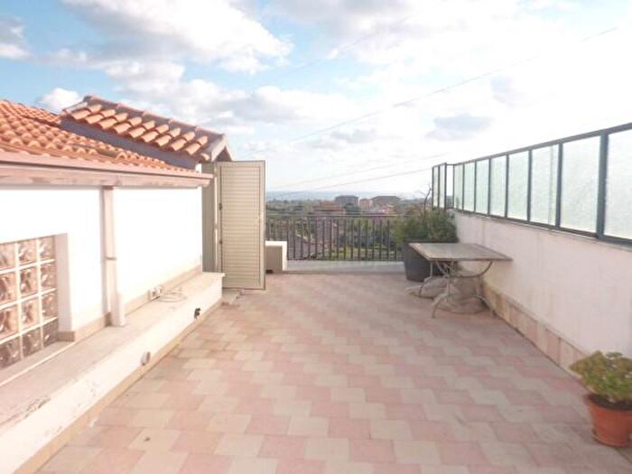 Appartamento con 5 locali in vendita in Acireale