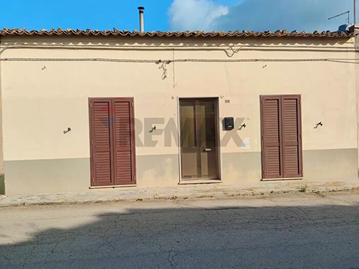 Casa con 5 locali in vendita in Cda MortillaQuaglio, Chiaramonte Gulfi