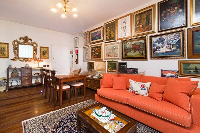 Appartamento bilocale in vendita in Via Capecelatro Milano, Milano