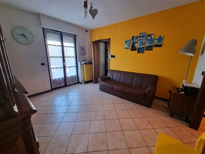 Appartamento quadrilocale in vendita in Via IV Novembre, Alba