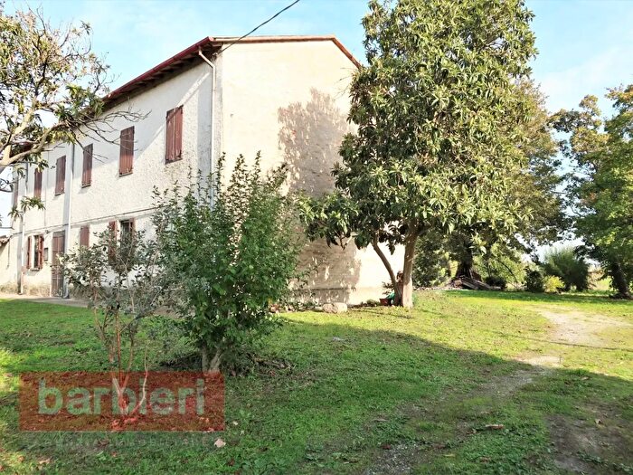 Casa con 12 locali in vendita in Via Cella, Ravenna