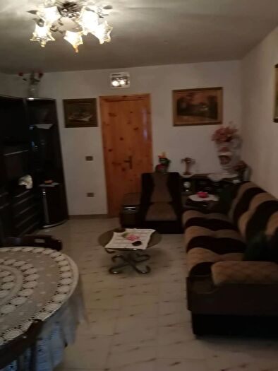 Casa con 7 locali in vendita in Via Cesare Batttisti, Montazzoli