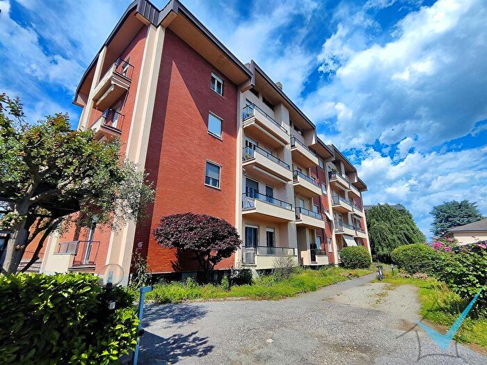 Appartamento quadrilocale in vendita in Via Preposto Mezzera, Seveso