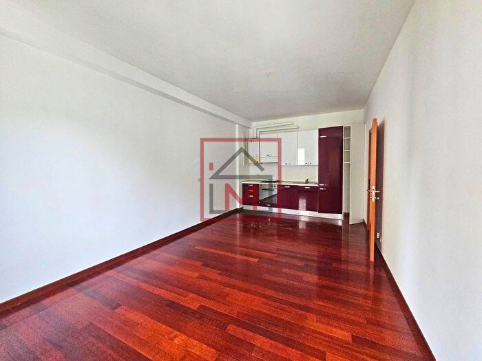 Appartamento trilocale in affitto in Corso di Porta Romana, Quadronno Crocetta, Milano