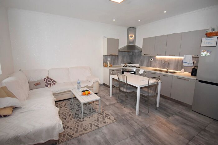 Casa con 5 locali in vendita in Via Trieste, Arzignano