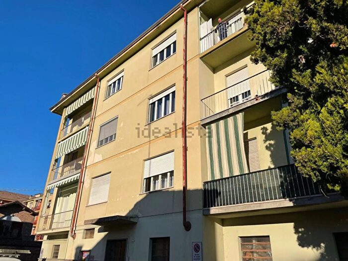 Appartamento con 5 locali in vendita in Canelli