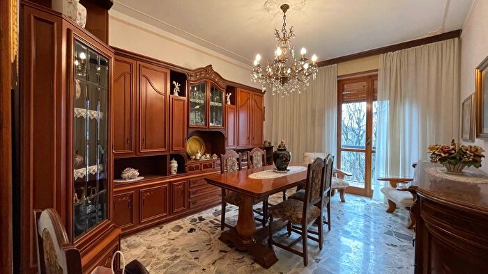 Appartamento con 6 locali in vendita in Novi Via Verdi Arquata Scrivia Tortona Lcitalia, Tortona