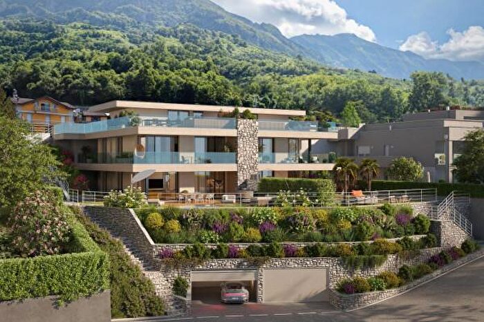 Appartamento trilocale in vendita in Località Calvasino, Lezzeno