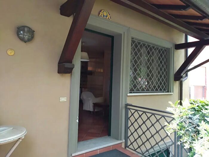 Casa con 5 locali in affitto in Forte Dei Marmi
