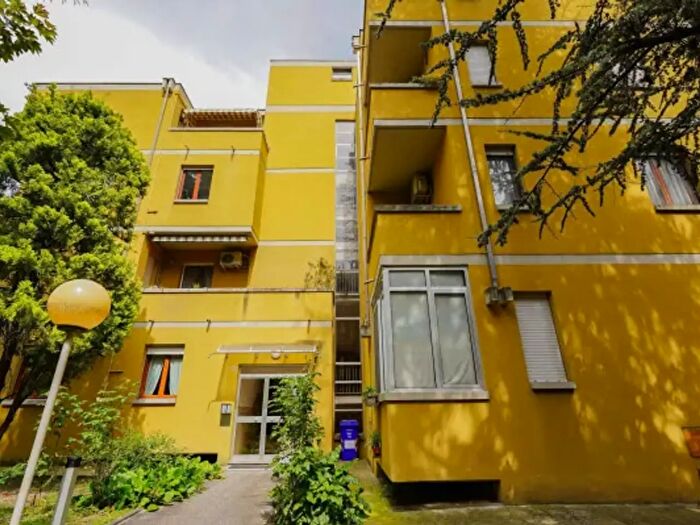 Appartamento trilocale in vendita in Via La Spezia, Parma