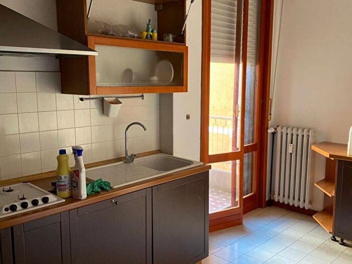 Appartamento quadrilocale in affitto in Via Ciro Menotti, Ospedale Volturno, Parma