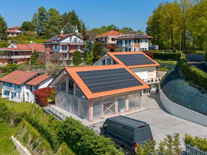 Casa con 10 locali in vendita in Via Corsini, Pino Torinese