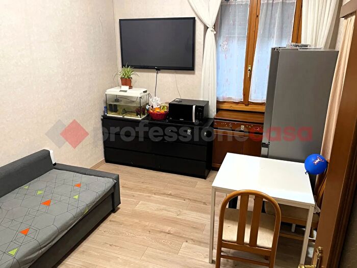 Appartamento trilocale in vendita in Via Graffignana a, Landriano