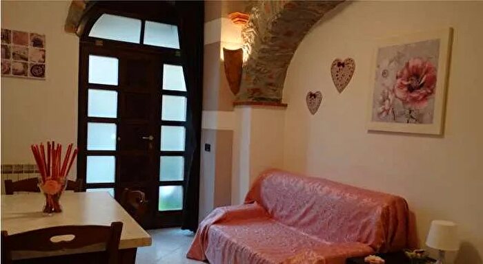 Appartamento quadrilocale in vendita in Luni