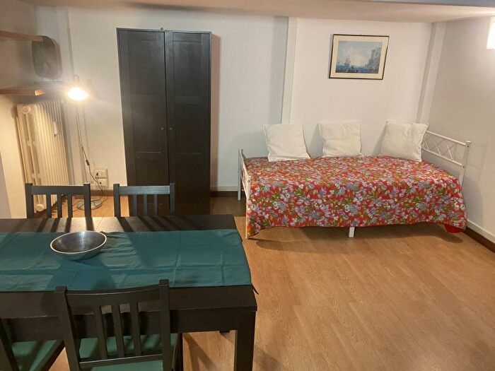 Appartamento trilocale in affitto in Via San Giorgio, Molo, Genova