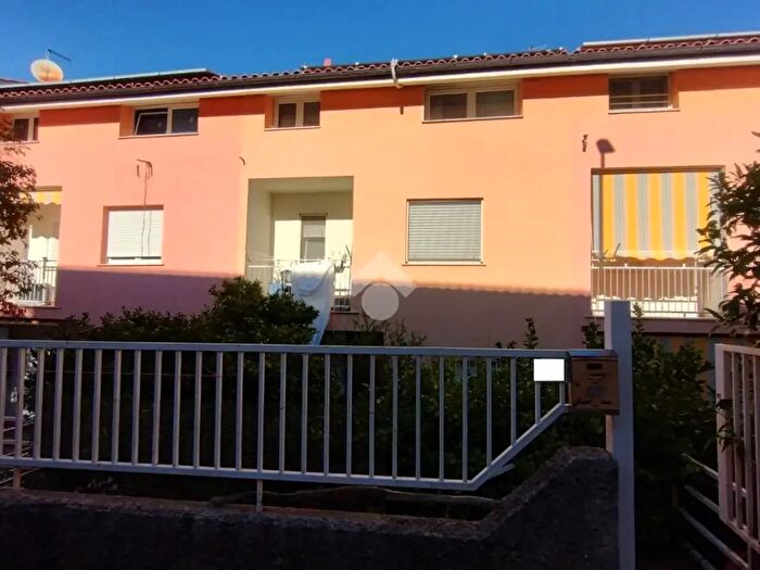 Casa con 5 locali in vendita in Via Strabone, Castrolibero