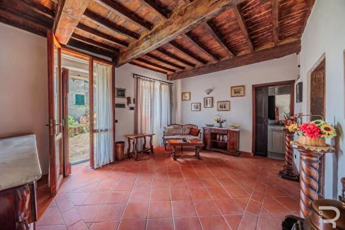 Appartamento quadrilocale in vendita in Via del Poggetto, San Marcello Piteglio