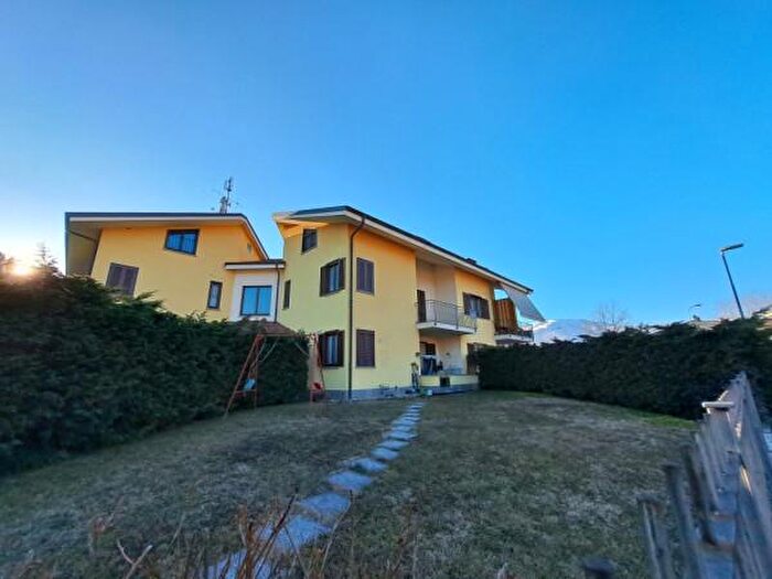 Case in Vendita e in Affitto - 2