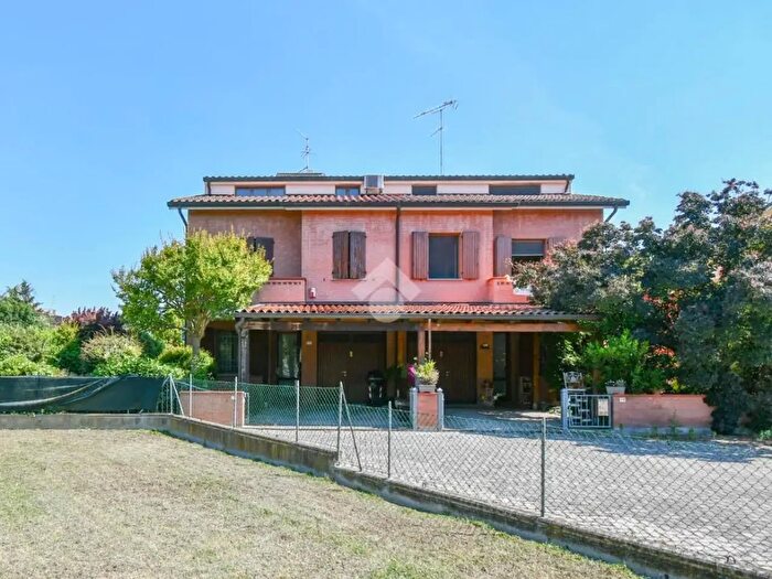 Casa trilocale in vendita in Via Macello, Poggio Renatico