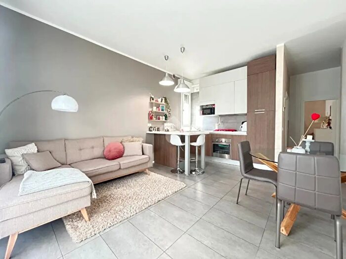 Appartamento trilocale in vendita in Via Carlo Cattaneo, Treviso