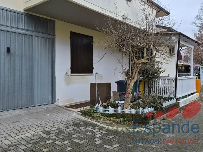 Appartamento trilocale in vendita in Via del Sole, Forlimpopoli