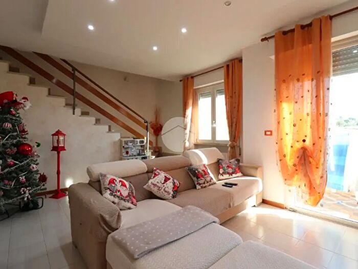 Casa con 5 locali in vendita in Via del Tiglio, SantOmero