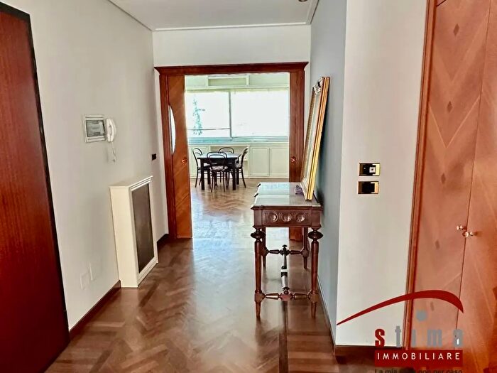 Appartamento quadrilocale in vendita in Via Adda, Siracusa