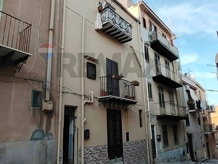 Casa con 5 locali in vendita in Via Formusa, Termini Imerese