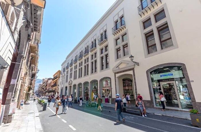 Appartamento monolocale in affitto in Via Maqueda, Castellammare, Palermo