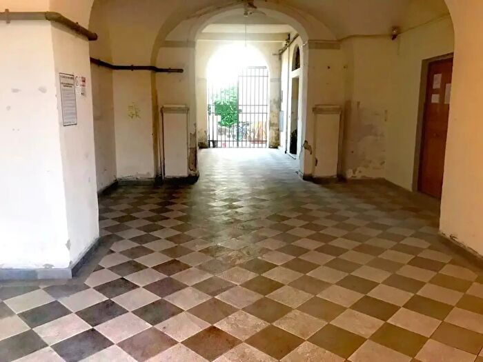 Appartamento con 5 locali in vendita in San Jacopo in Acquavivia, Livorno