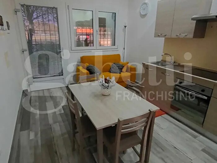 Appartamento monolocale in affitto in Via del Triumvirato, Bologna