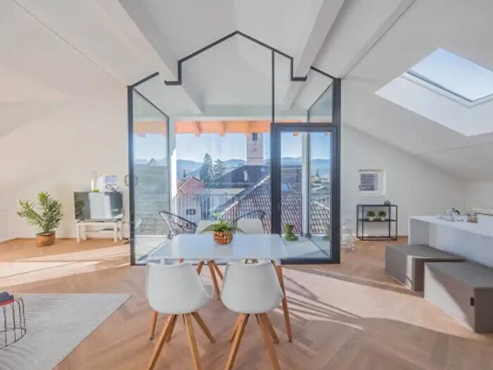 Appartamento quadrilocale in vendita in Vicolo Stella, Caldaro Strada Del Vino